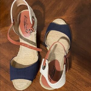 Lucky Brand Women's Blue and Tan Espadrilles